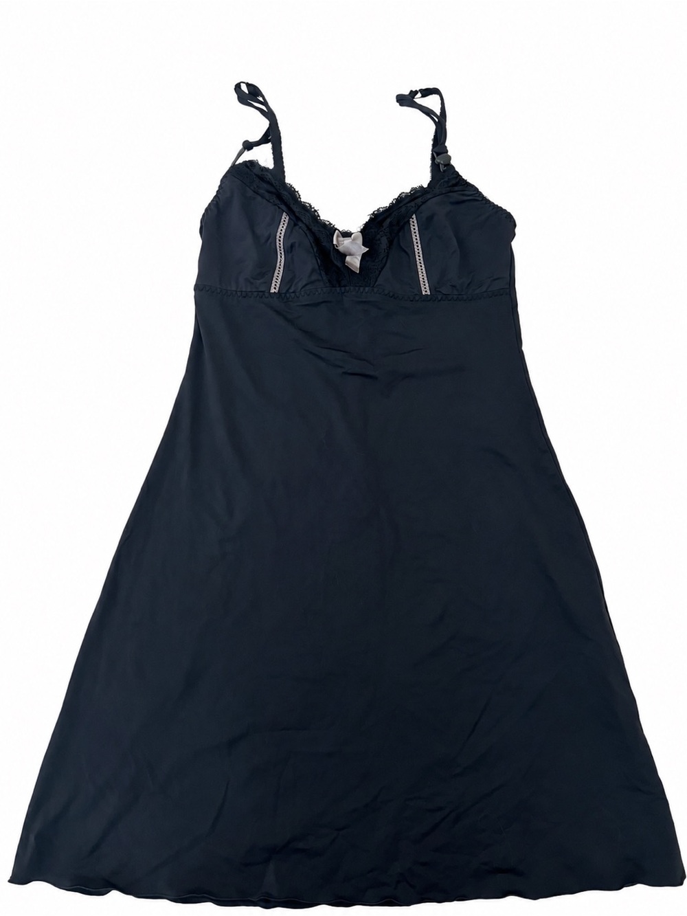 Maternity nightgown with purple laces